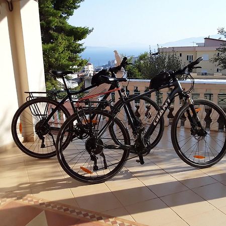 Vila Jakupi Lägenhet Sarandë Exteriör bild