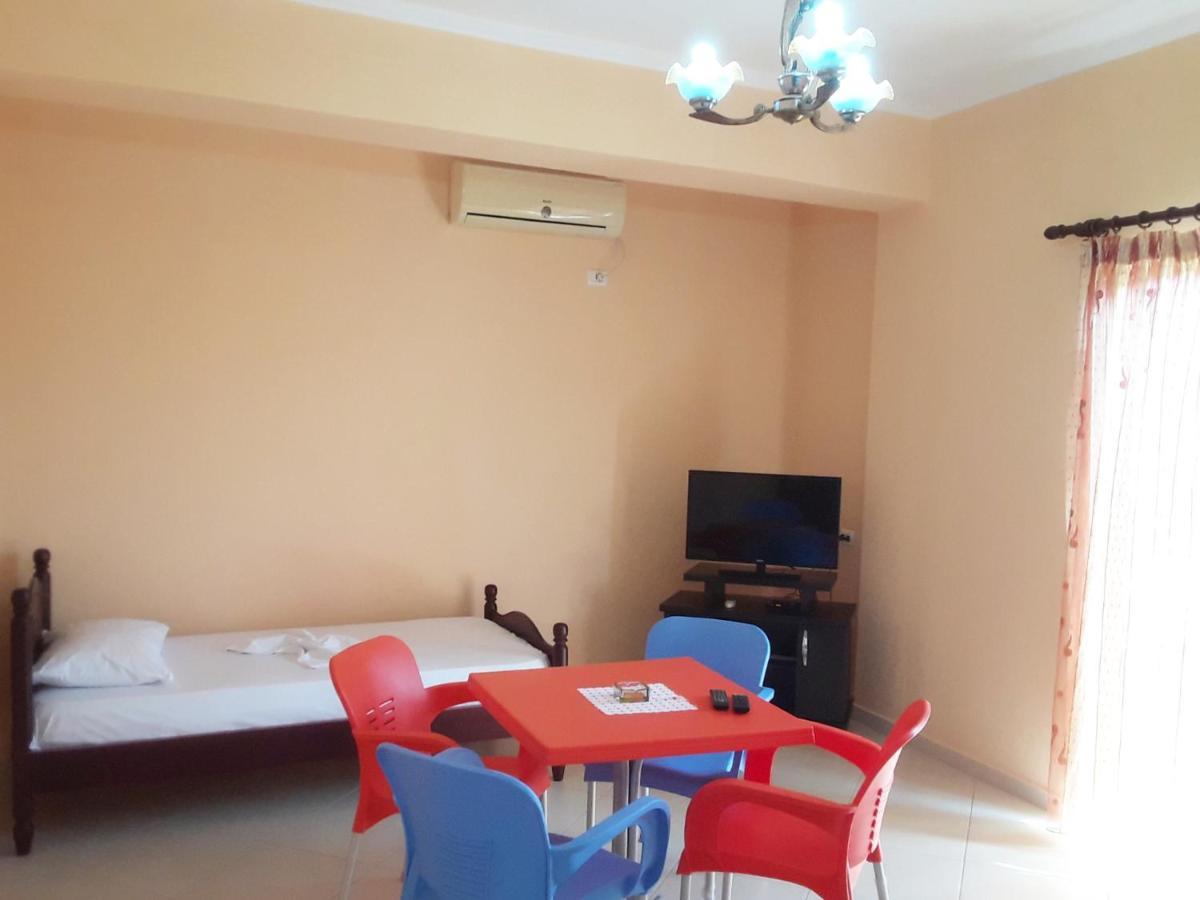 Vila Jakupi Lägenhet Sarandë Exteriör bild