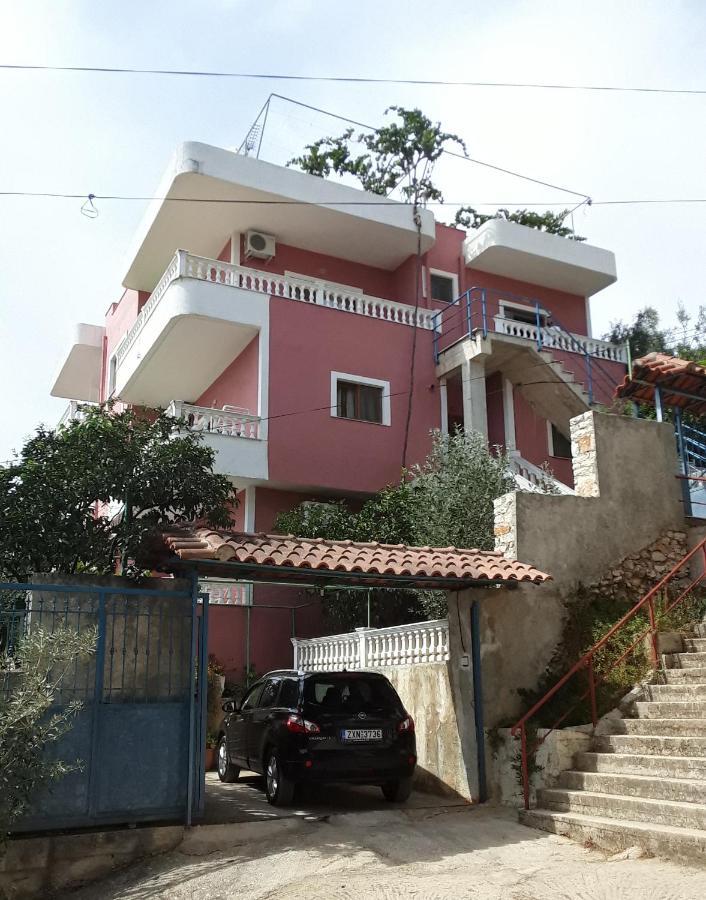 Vila Jakupi Lägenhet Sarandë Exteriör bild