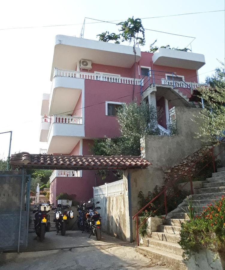 Vila Jakupi Lägenhet Sarandë Exteriör bild